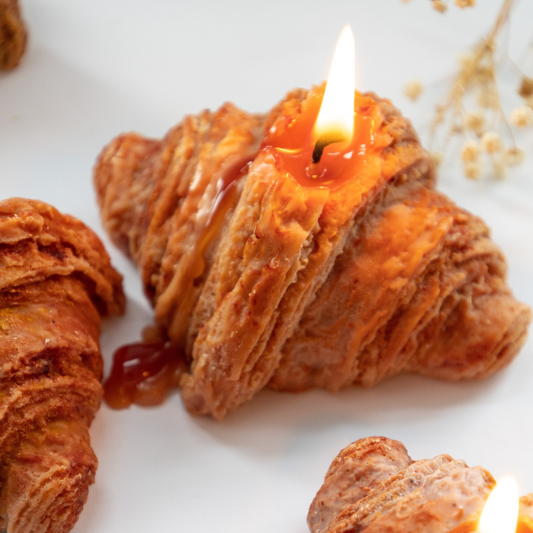 24 Januar 2026 12-15 Uhr  | Candle Patisserie – Croissant Workshop Kerzen in Axams