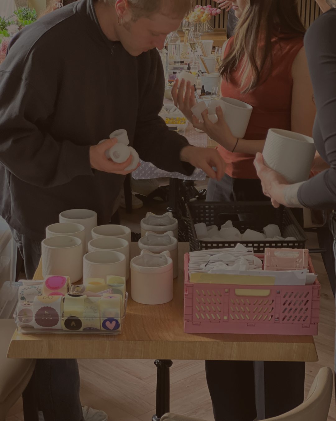 09. Oktober 2026 18-20 Uhr Wine & Candle Workshop